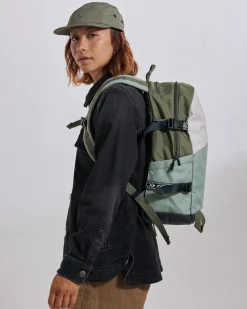 Boondocker Zip 22L Rucksack