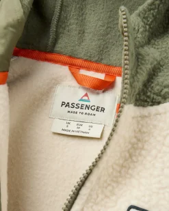 Damen North Coast Sherpa-Fleecejacke mit Reißverschluss – Staubiges Oliv/Oatmeal
