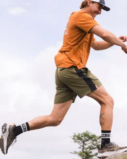 Herren Swift Trail Short 7