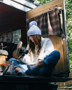 Lodge Bobble Hat