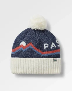 Passenger Bobble Hat