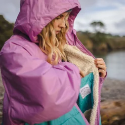 Roaming Sherpa Lined Surf-Poncho