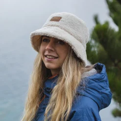 Snowfall Sherpa Hut