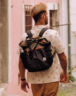 Stow Tote 22L Rucksack