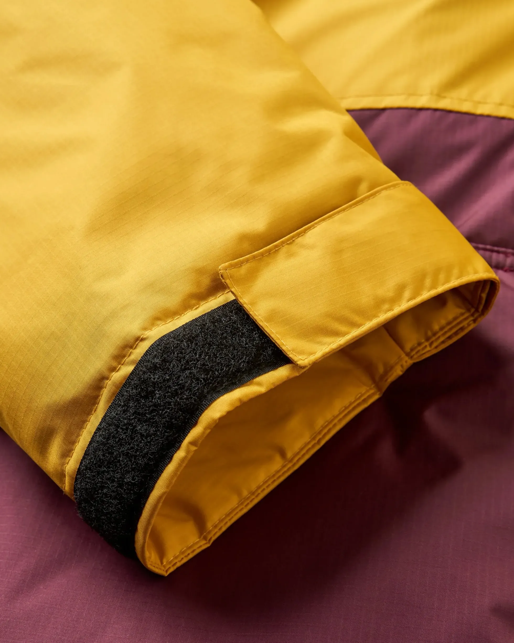 Waves Sherpa Gefütterter Surf-Poncho