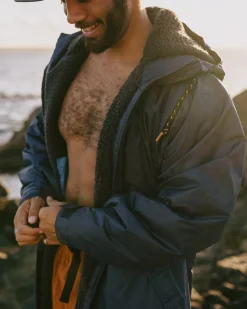 Waves Sherpa Lined Surf-Poncho